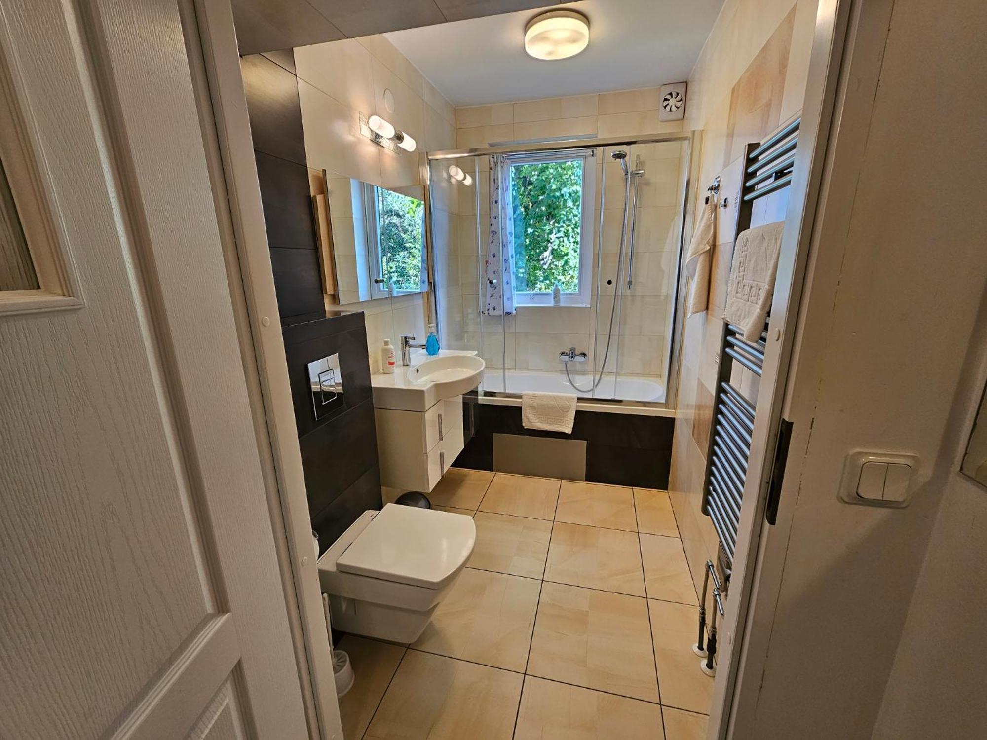 Solrosen I Simrishamn - Oesterlen Extérieur photo