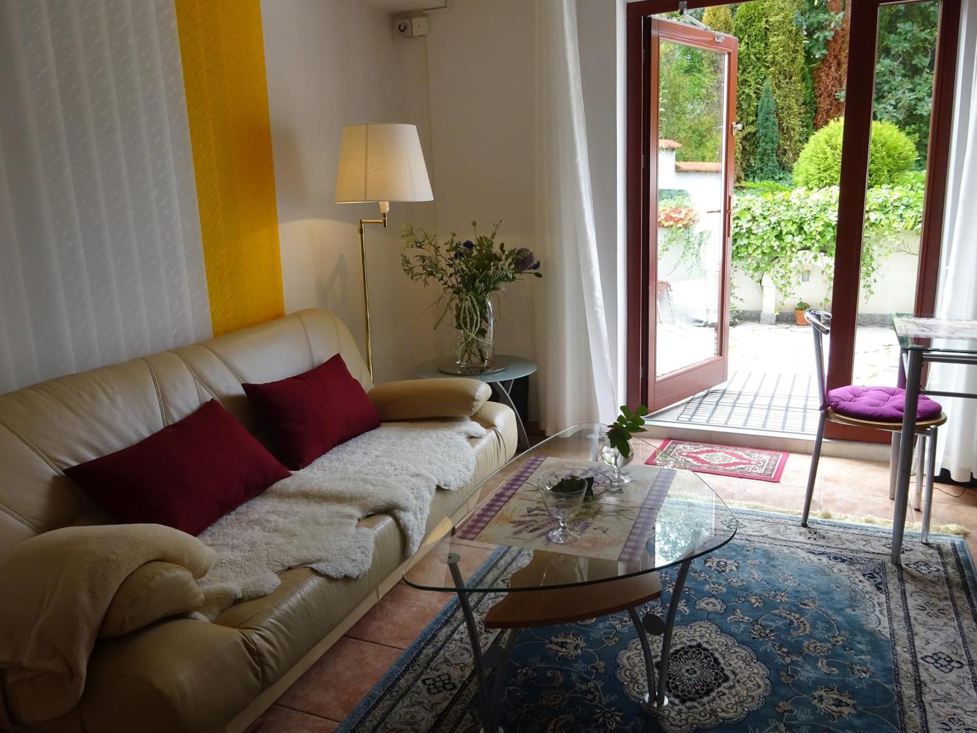 Solrosen I Simrishamn - Oesterlen Extérieur photo