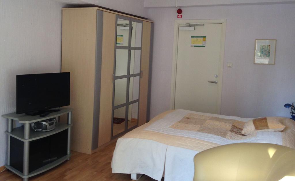 Solrosen I Simrishamn - Oesterlen Chambre photo