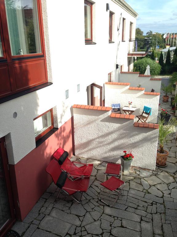 Solrosen I Simrishamn - Oesterlen Extérieur photo